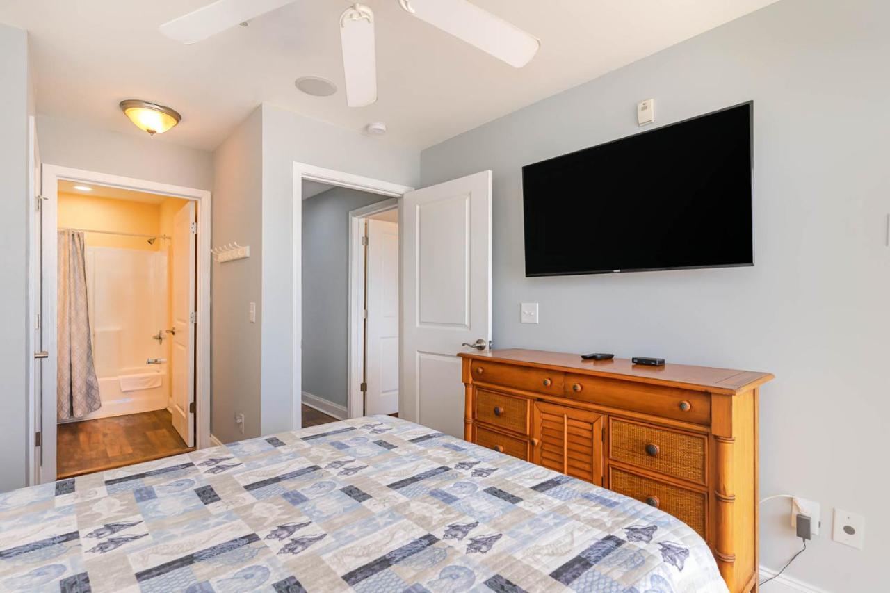 Spacious Penthouse Ocean Front 7 BR Condo - Ambassador Villas Unit 401 Myrtle Beach Exterior foto